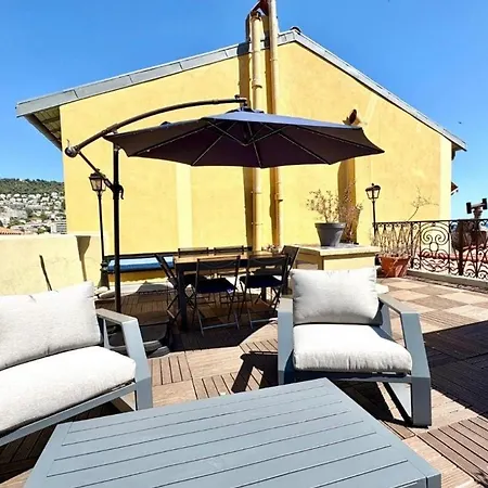 アパート Cozy With Rooftop Terrace 4 People *